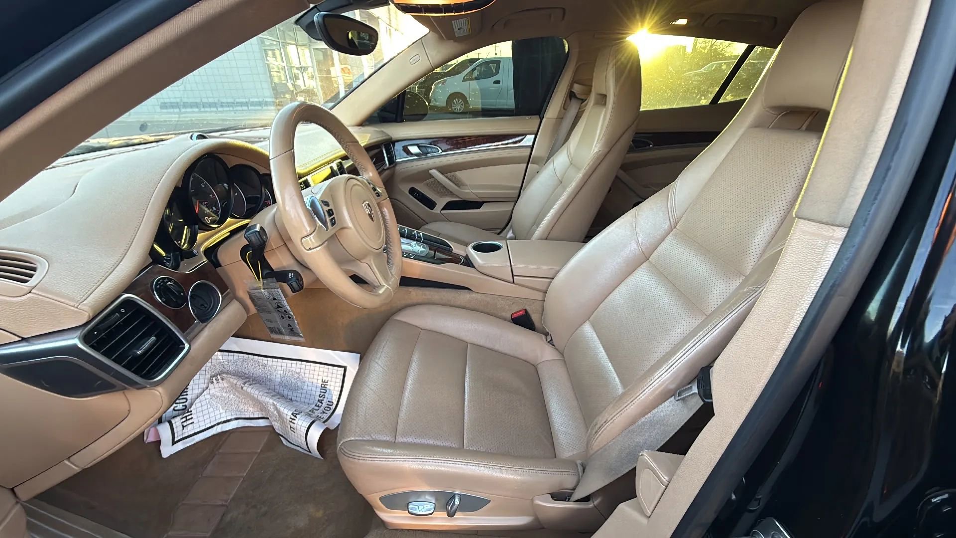 Used 2013 Porsche Panamera image 10