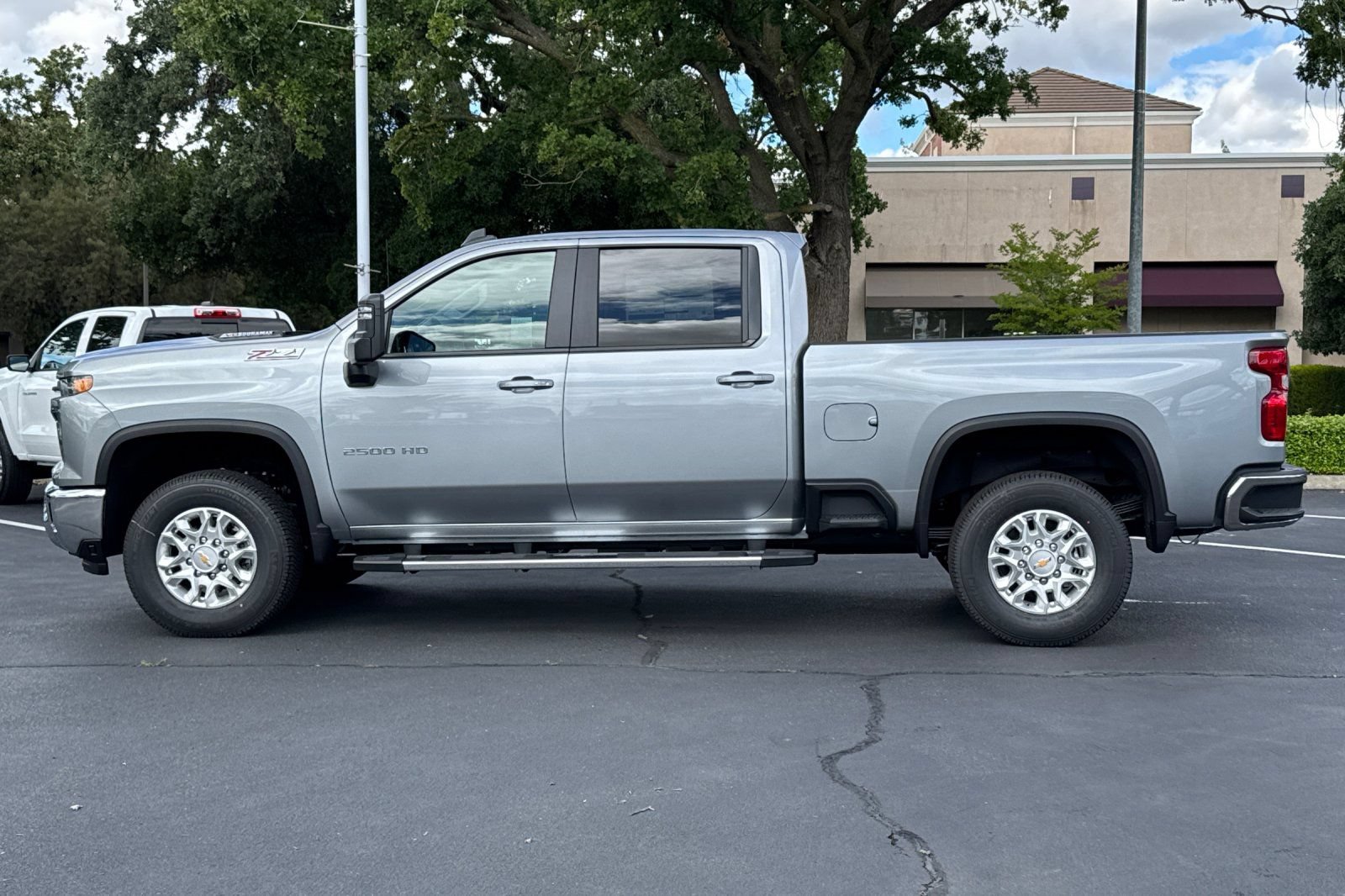 New 2026 Chevrolet Silverado 2500 LT AWD/4WD image 6