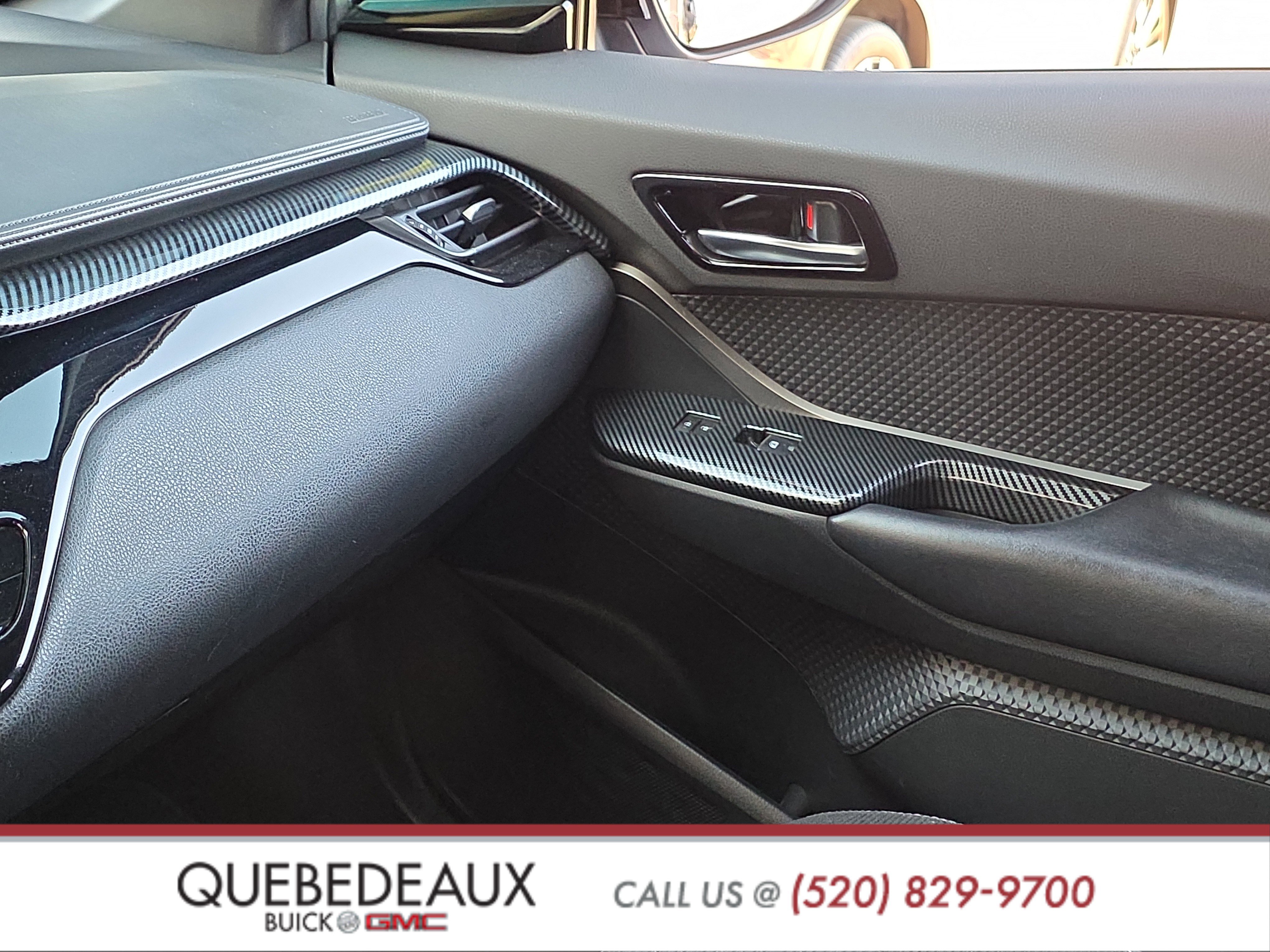 Used 2019 Toyota C-HR XLE FWD image 21