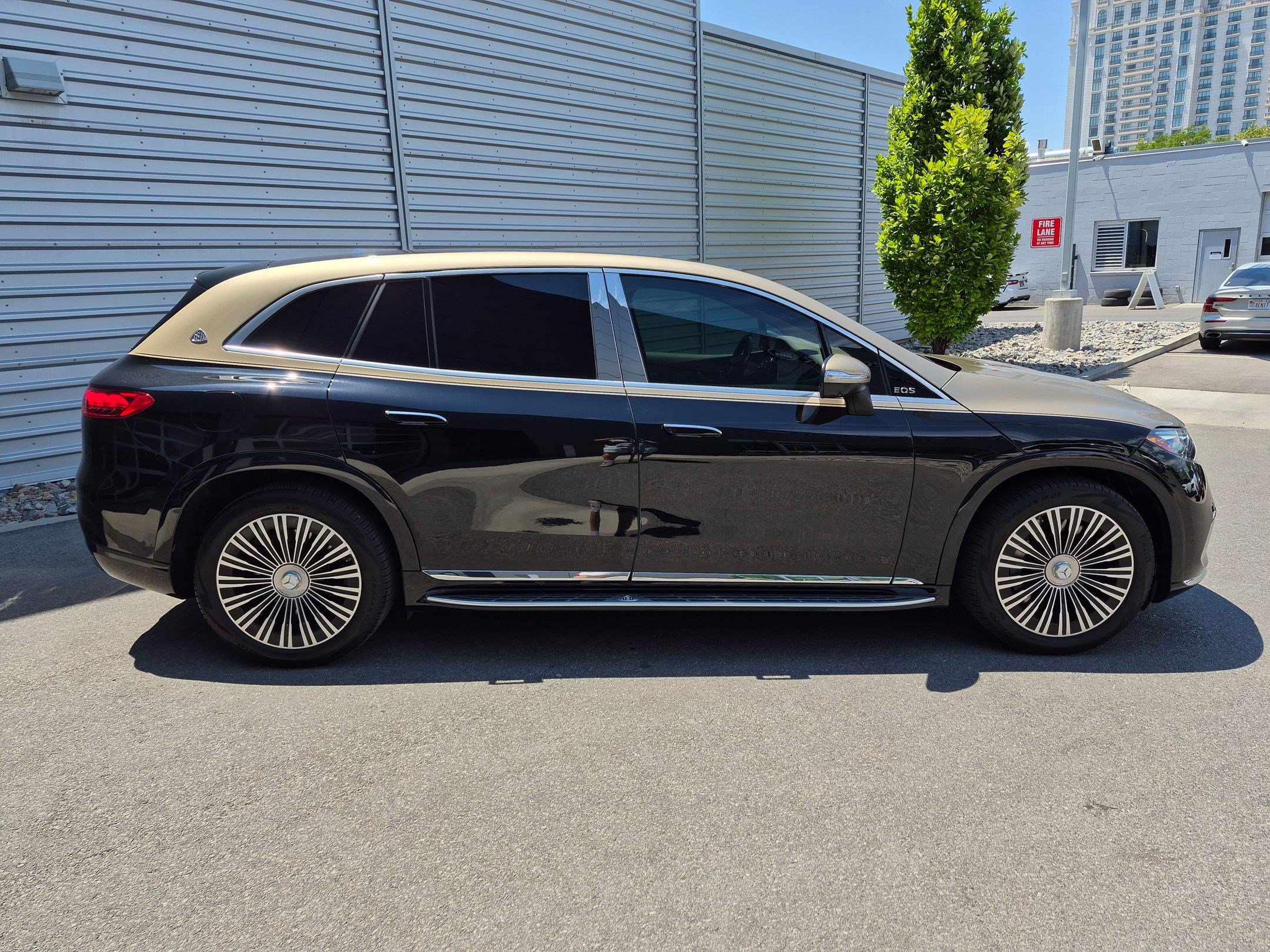 Certified 2024 Mercedes-Benz Maybach EQS 680 4MATIC image 2