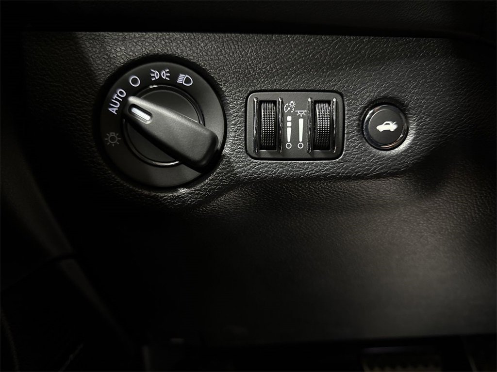 Used 2023 Dodge Challenger SRT Hellcat image 17