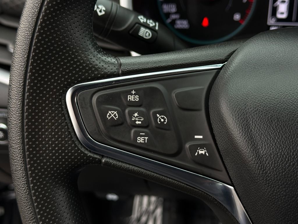 Used 2023 Chevrolet Malibu LT image 30