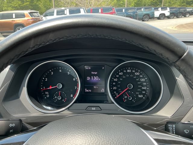 Used 2019 Volkswagen Tiguan SE w/ Panoramic Sunroof Package FWD image 17