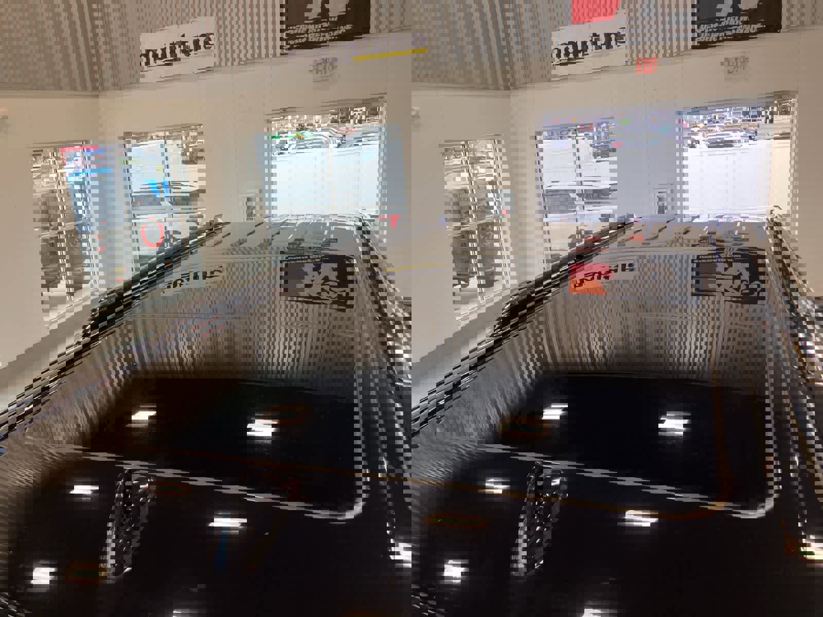 Used 2023 Lincoln Navigator Reserve w/ Equipment Group 201A image 11