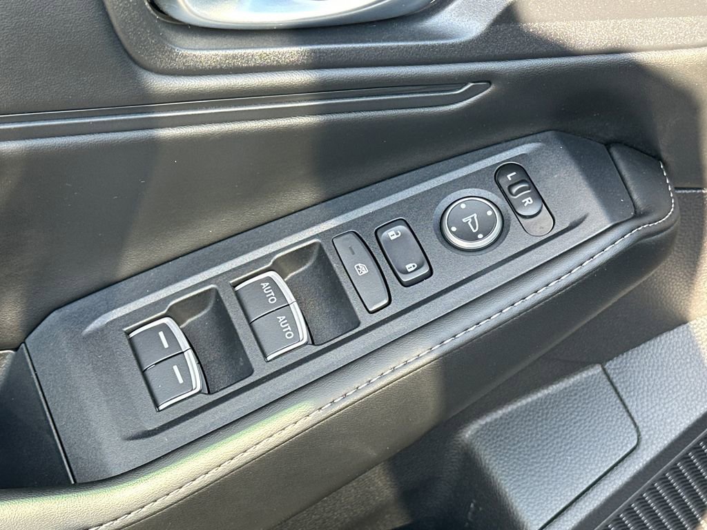 Used 2023 Honda Accord Sport image 17