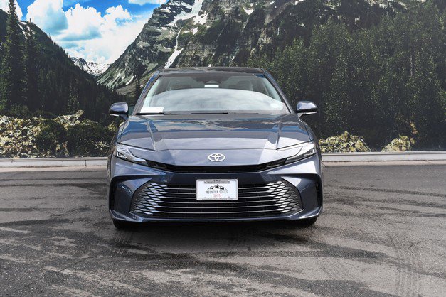 New 2026 Toyota Camry XLE image 2