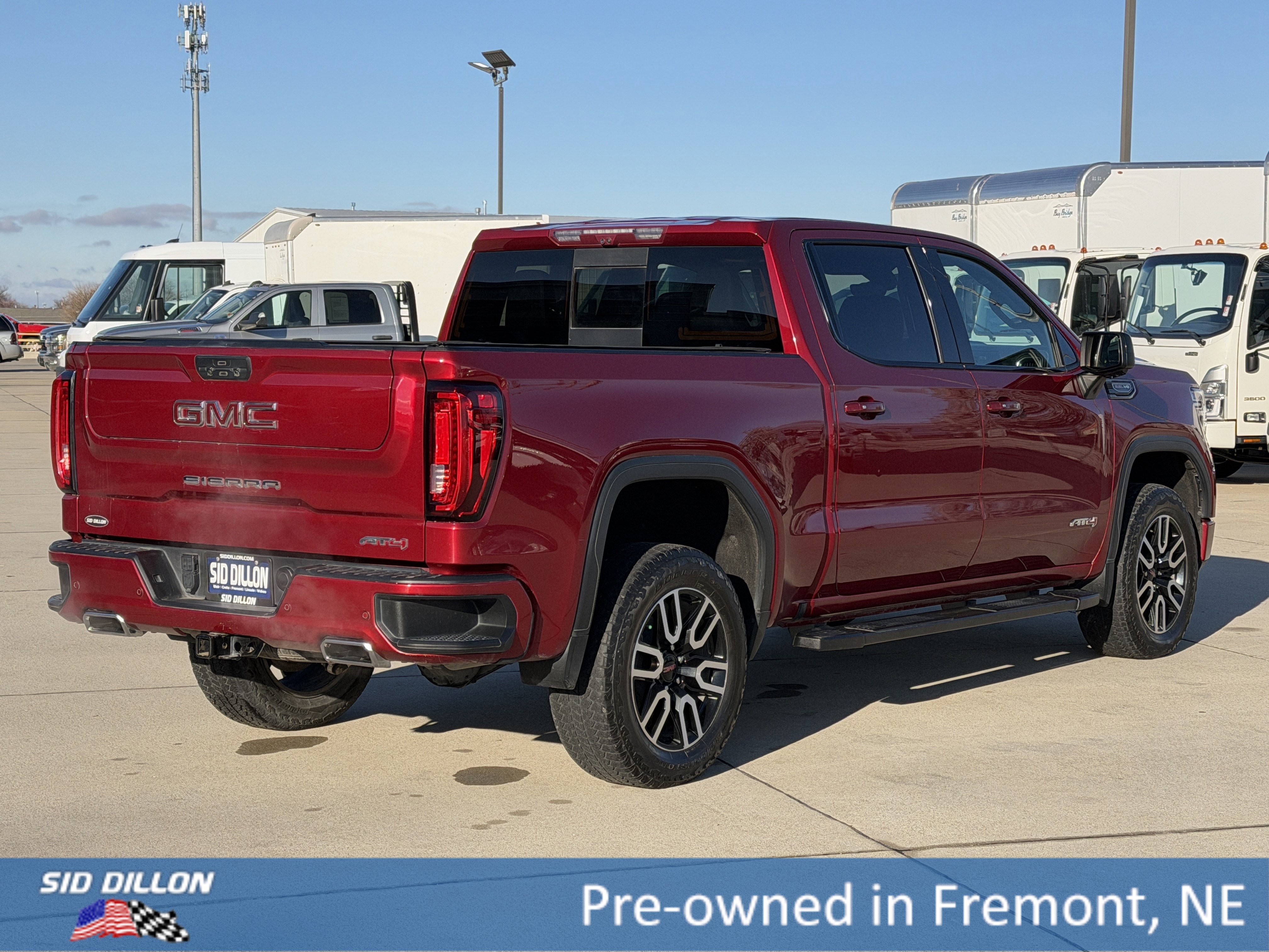 Used 2020 GMC Sierra 1500 AT4 w/ AT4 Premium Package AWD/4WD image 4