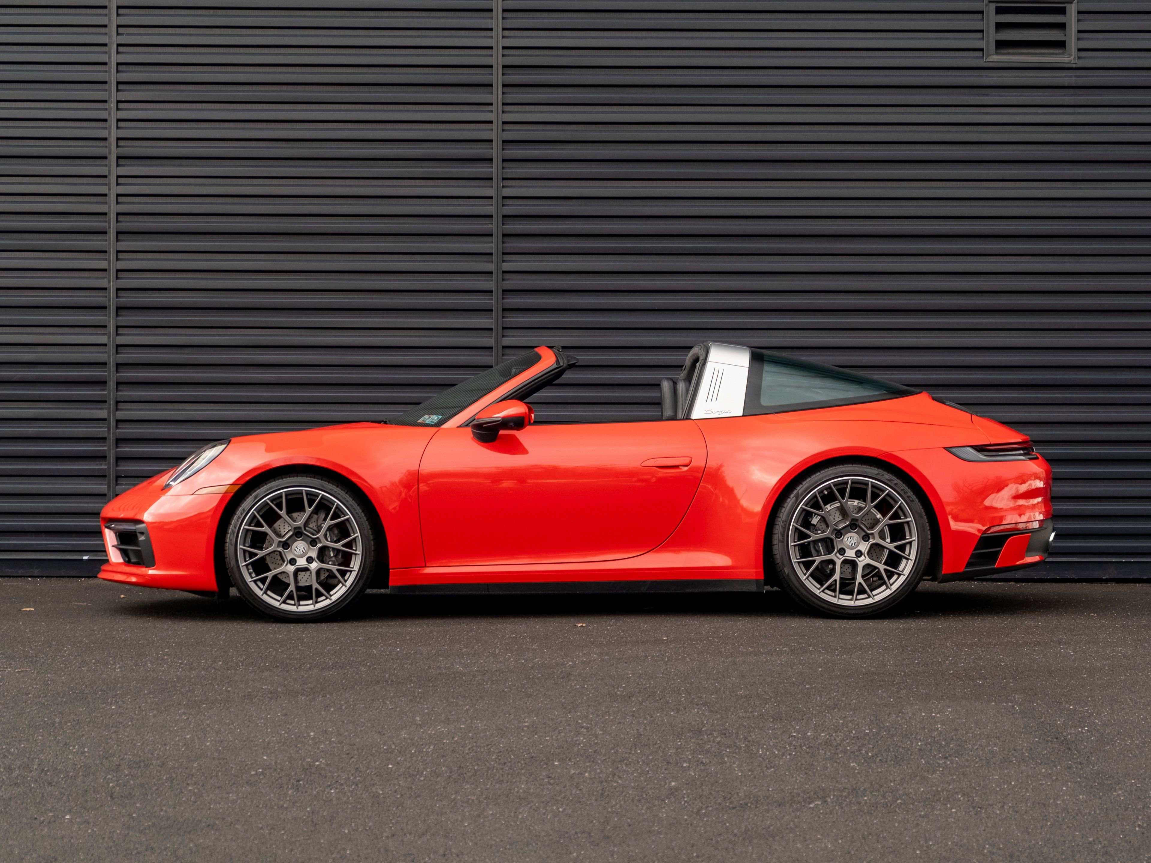 Certified 2021 Porsche 911 Targa 4 image 2