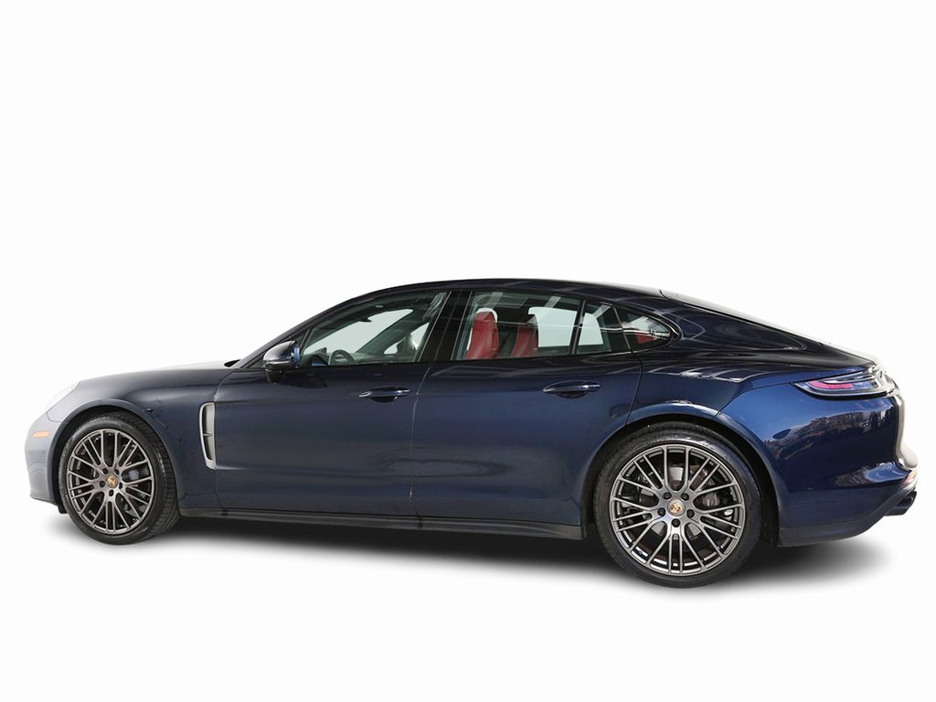 Used 2023 Porsche Panamera 4 Platinum Edition image 5