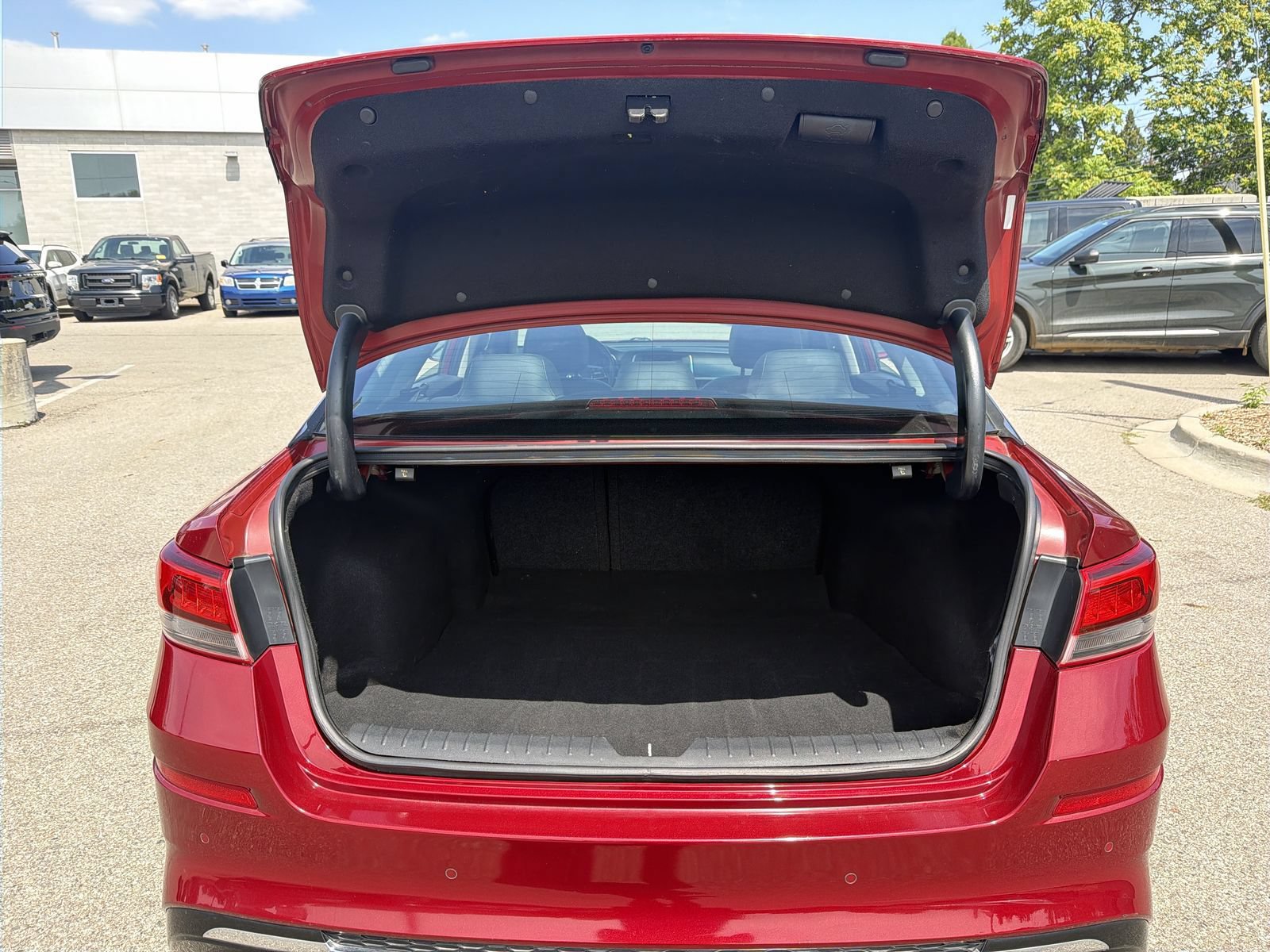 Used 2019 Kia Optima S w/ S Panoramic Sunroof Package FWD image 36