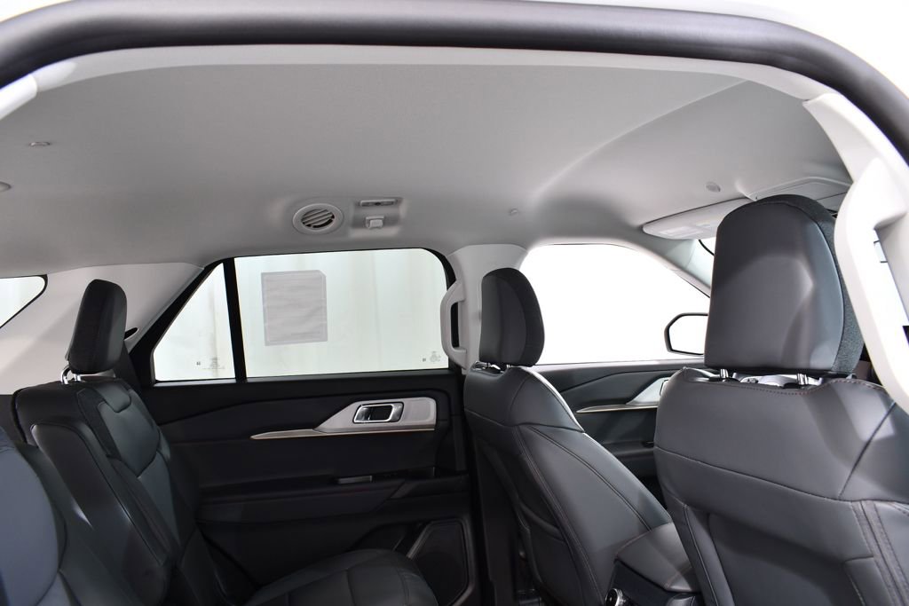 New 2026 Ford Explorer Active w/ Active Comfort Package image 18