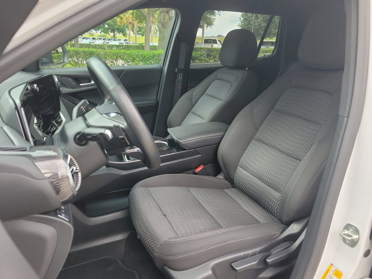 Used 2026 Chevrolet Equinox LT FWD image 15