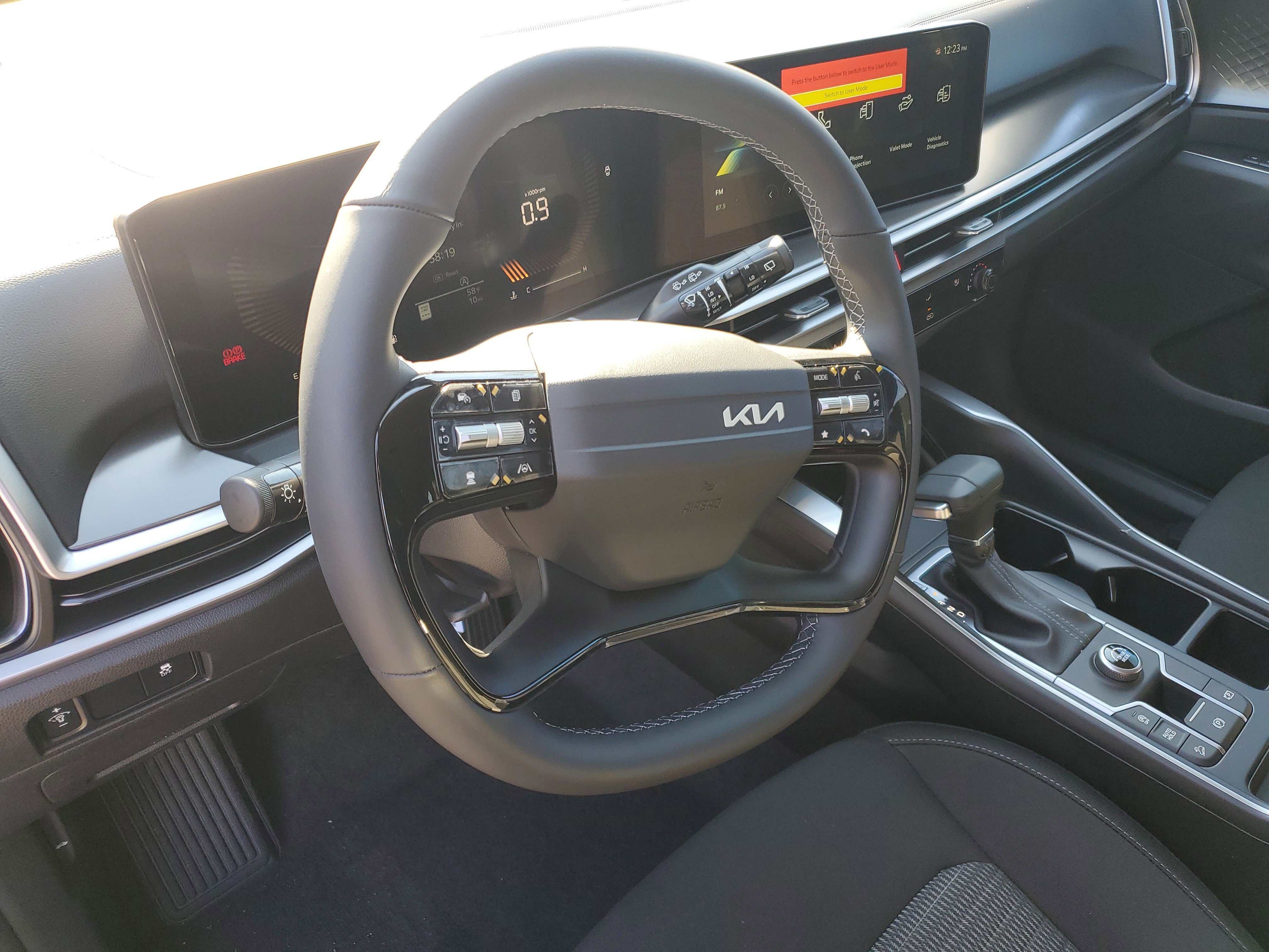 New 2026 Kia Sorento LX FWD image 16