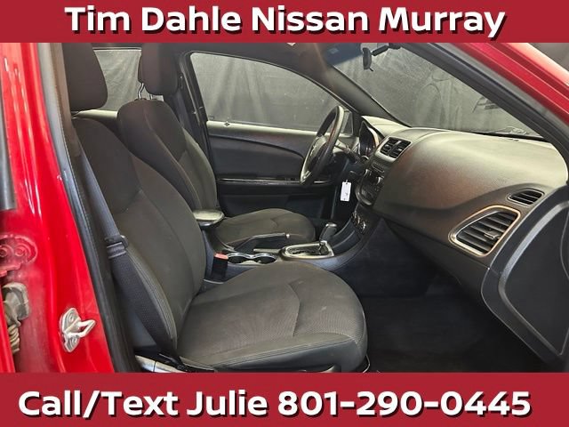 Used 2012 Dodge Avenger SE FWD image 15