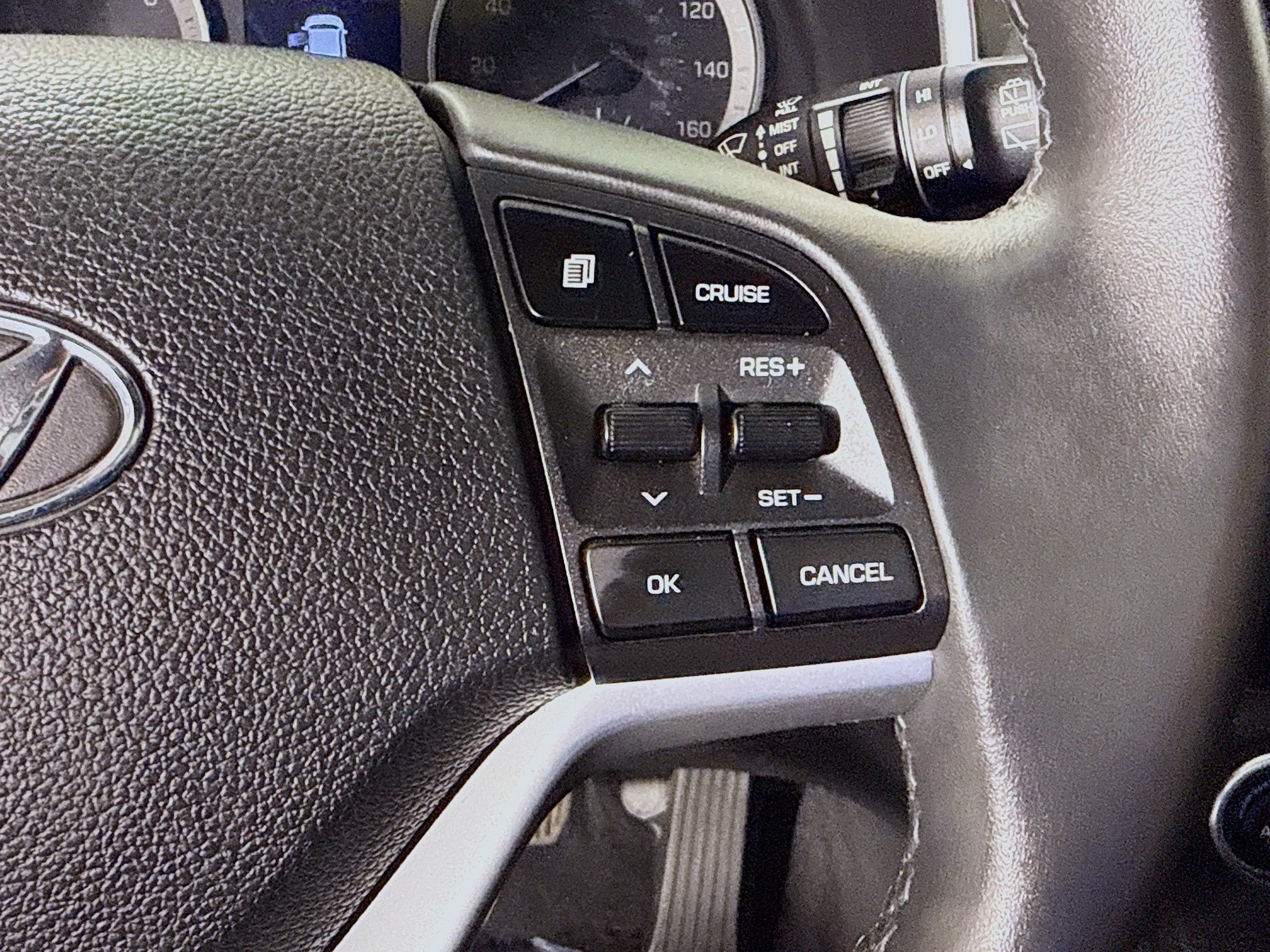 Used 2020 Hyundai Tucson Limited w/ Cargo Package AWD/4WD image 15