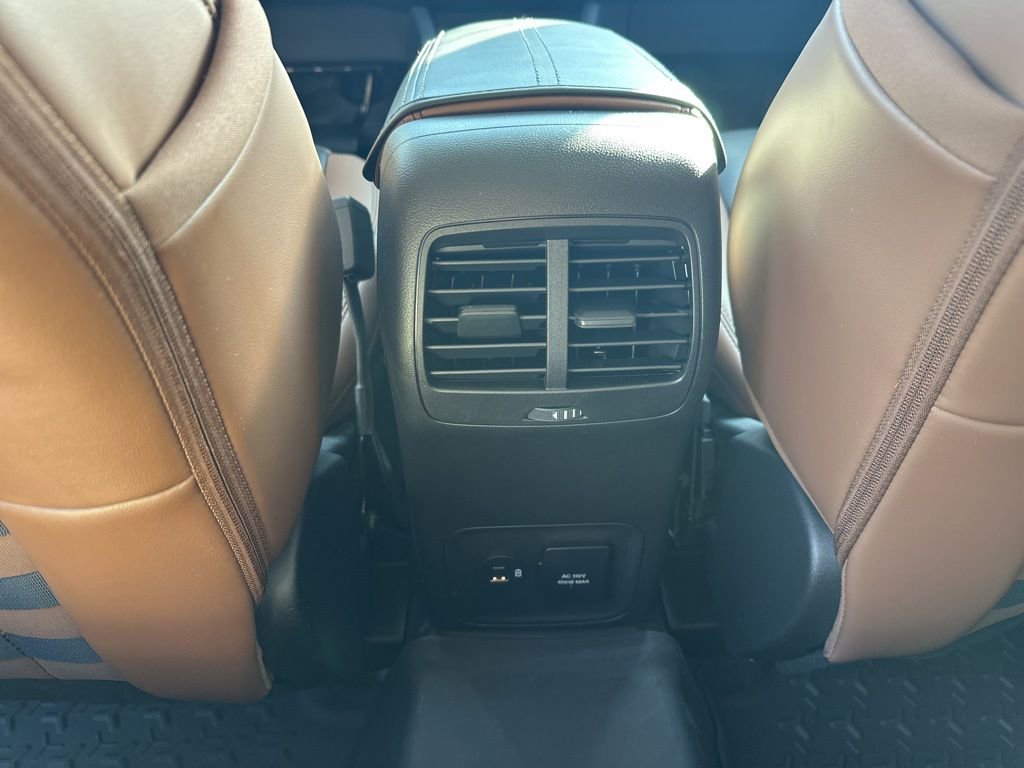 Used 2024 Ford Bronco Sport Badlands w/ Premium Package image 12