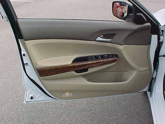 Used 2010 Honda Accord EX image 20