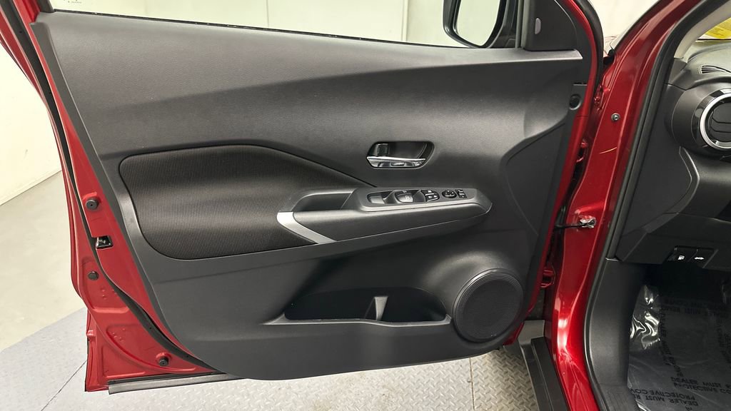 Certified 2024 Nissan Kicks SV FWD image 16