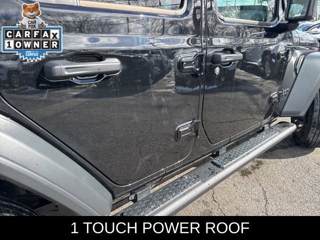 Used 2025 Jeep Wrangler Sport S image 19