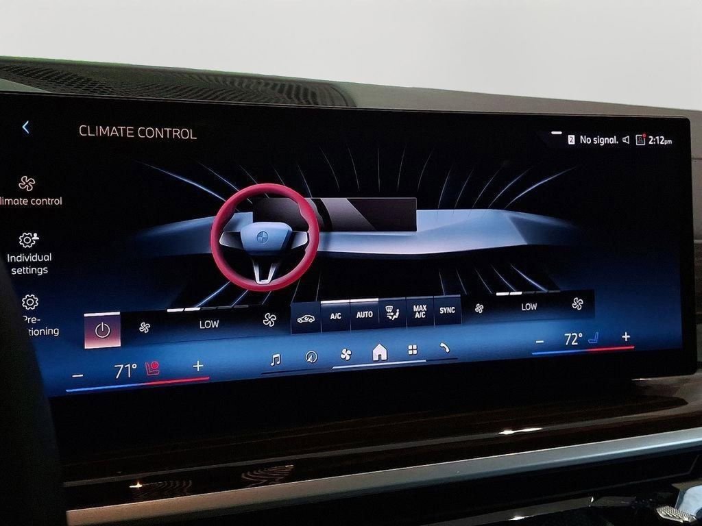 Certified 2025 BMW X7 xDrive40i image 19