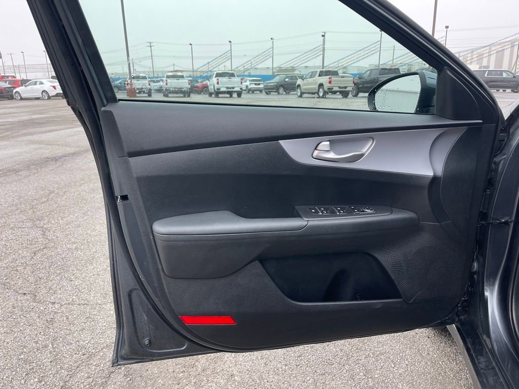 Used 2024 Kia Forte LXS image 18