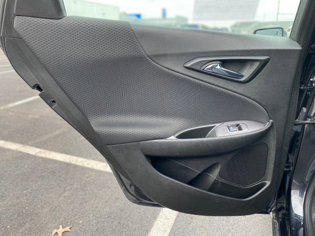 Used 2023 Chevrolet Malibu LS image 16