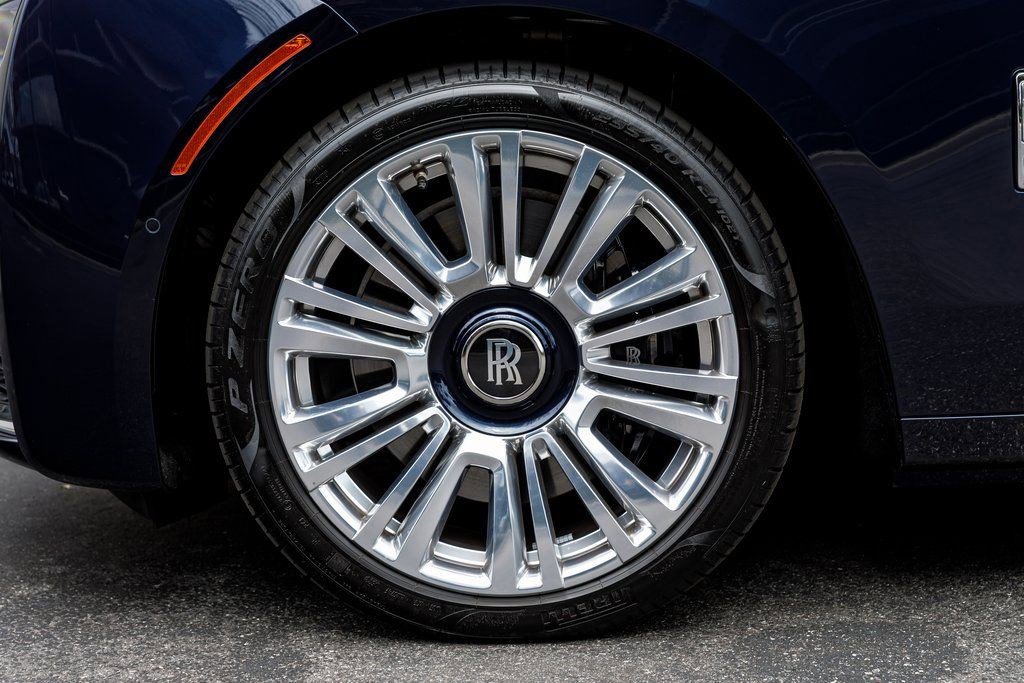 Used 2021 Rolls-Royce Ghost image 15