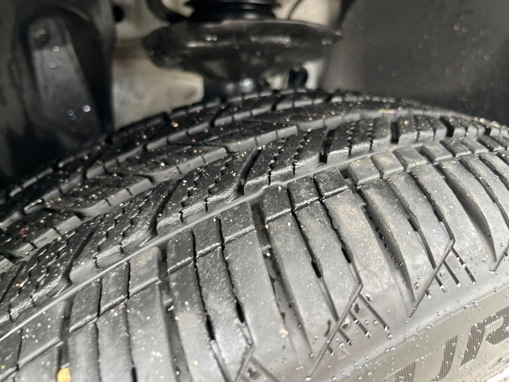 Certified 2023 Volkswagen Taos SE w/ Panoramic Sunroof Package image 30