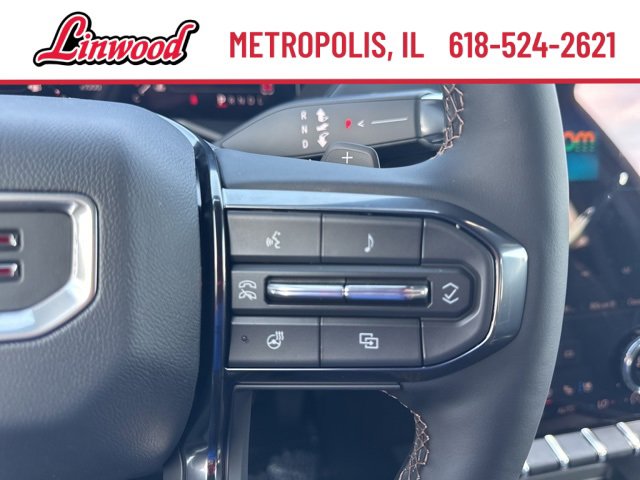 New 2026 GMC Acadia AT4 w/ Luxury Package image 18