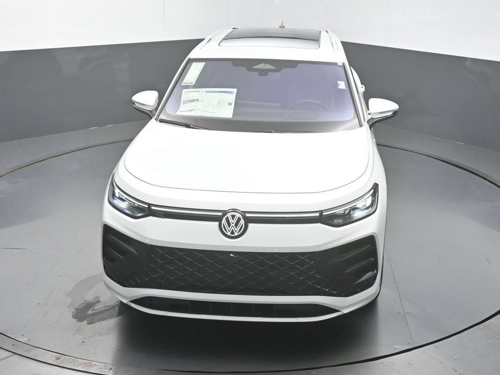 New 2026 Volkswagen Tiguan SEL R-Line AWD/4WD image 44