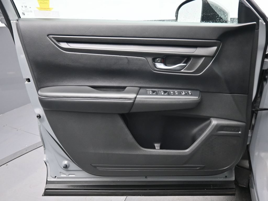 Used 2023 Honda CR-V EX image 9