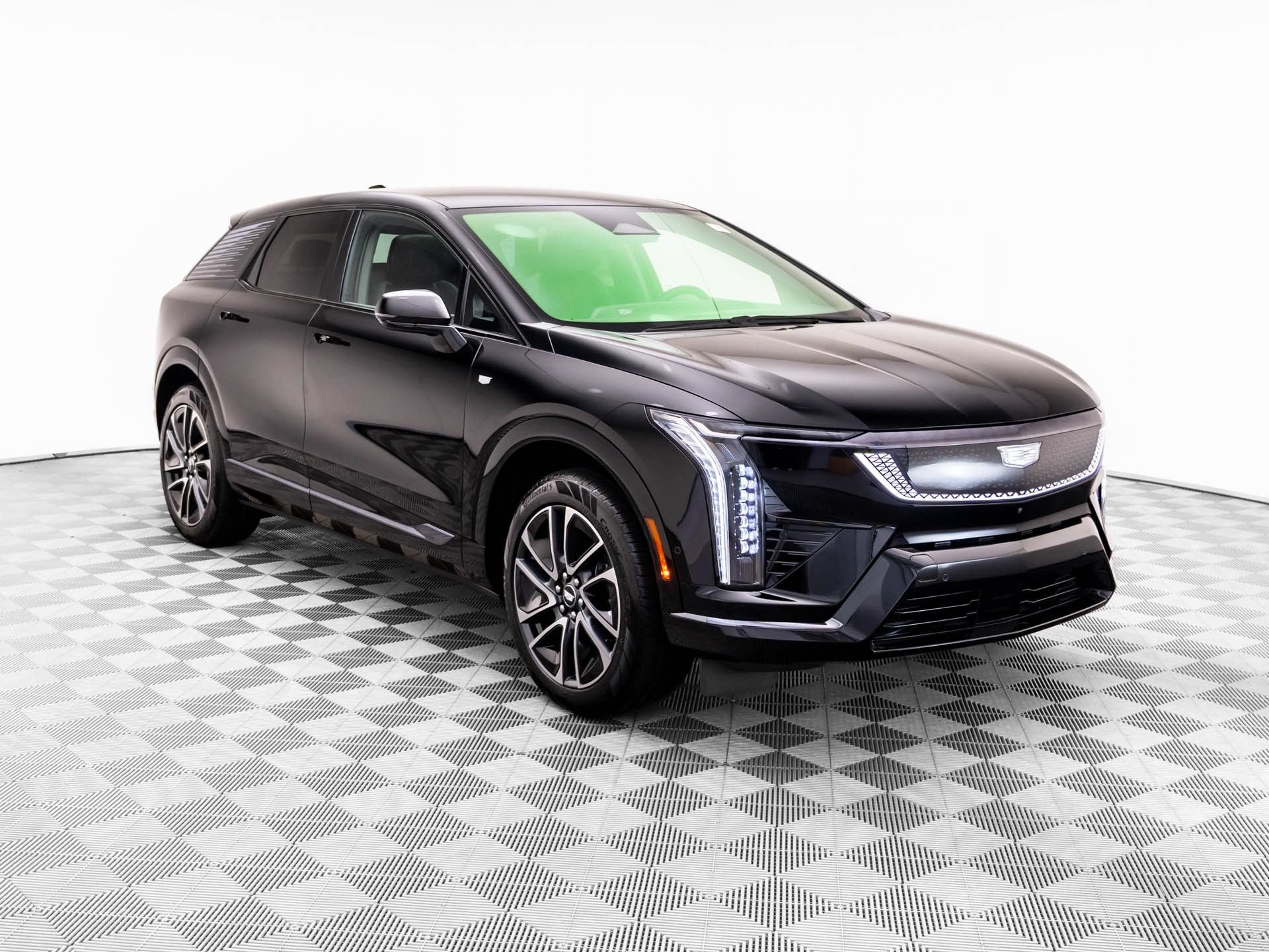 New 2027 Cadillac Optiq Sport w/ LPO, Floor Liner Package AWD/4WD image 7