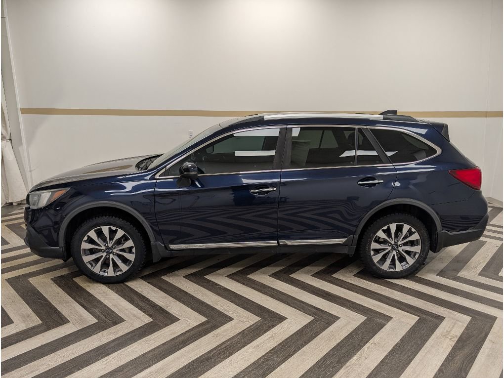 Used 2018 Subaru Outback 3.6R Touring w/ Popular Package #3 image 3