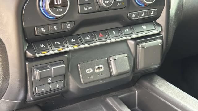 Certified 2021 Chevrolet Silverado 1500 High Country w/ Technology Package AWD/4WD image 19