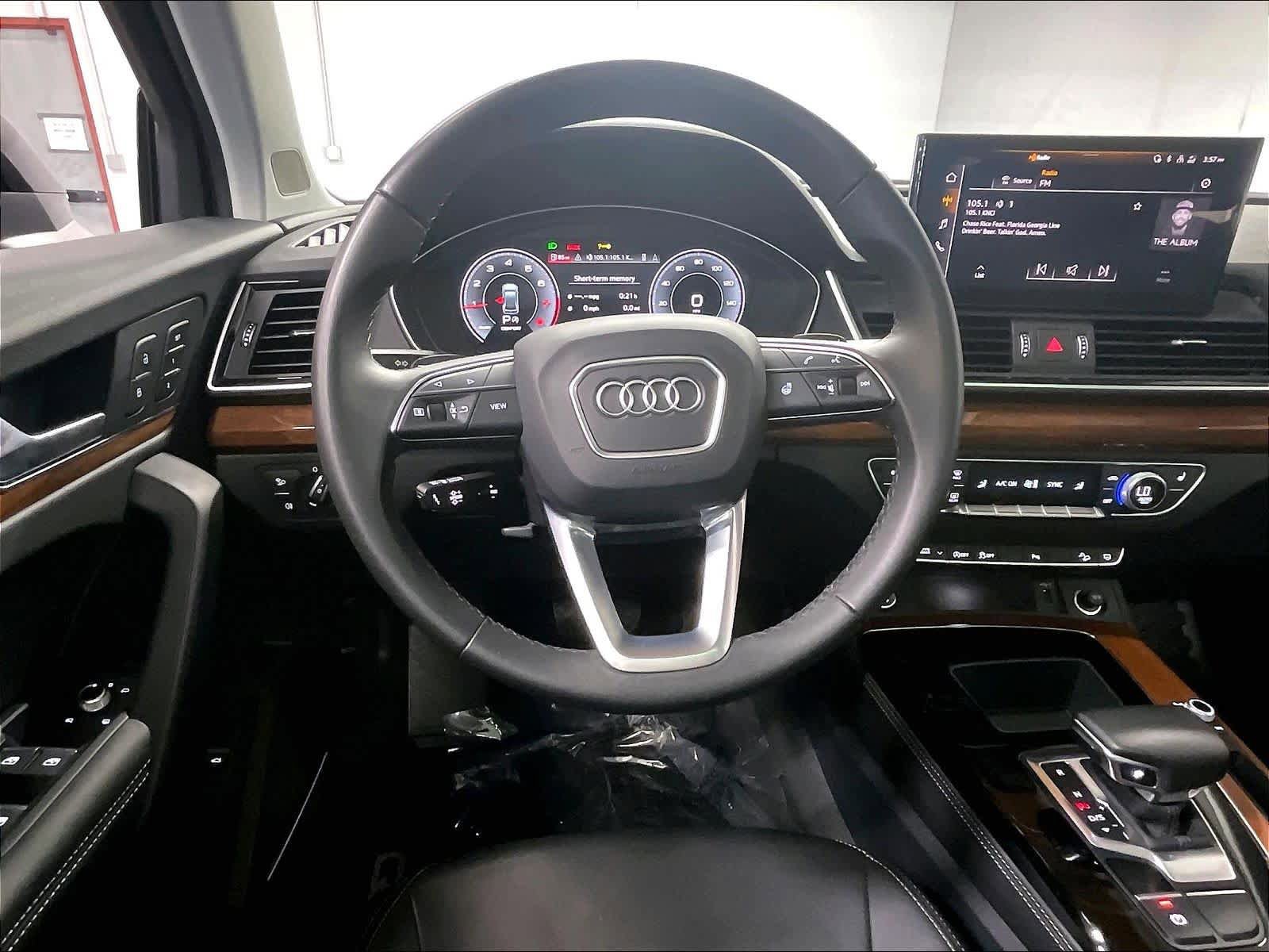 Certified 2023 Audi Q5 2.0T Premium Plus w/ Premium Plus Package image 7