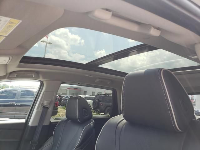 Used 2024 Acura MDX SH-AWD w/ Advance Package image 21