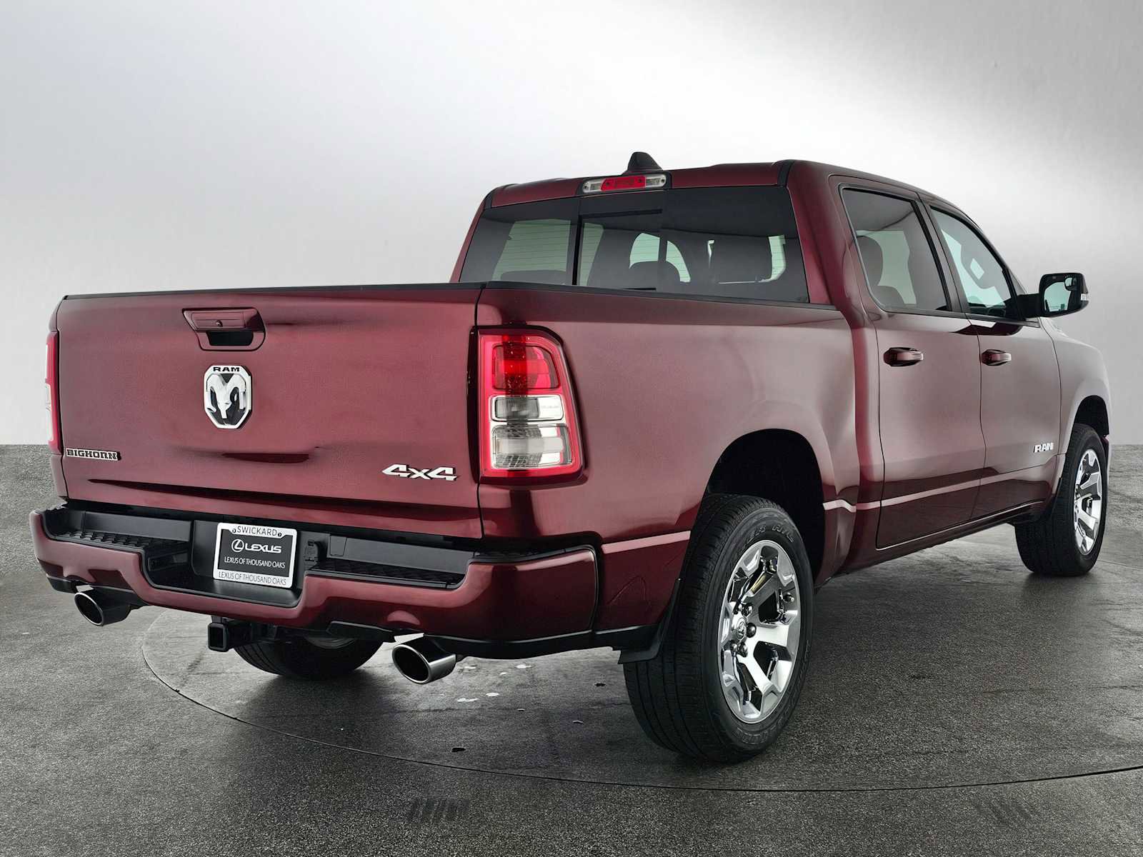 Used 2022 RAM 1500 Big Horn AWD/4WD image 3