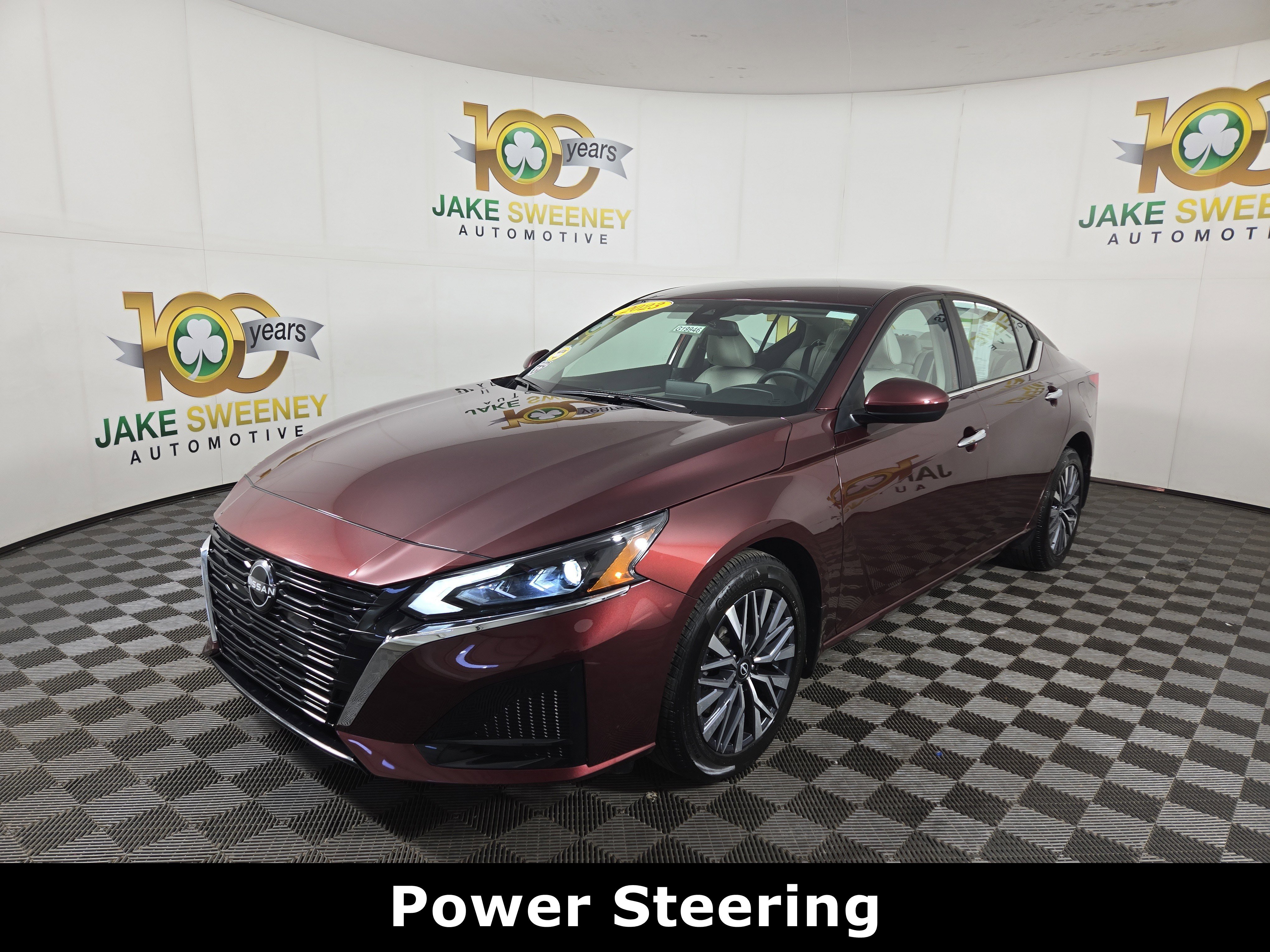 Used 2023 Nissan Altima 2.5 SV image 3