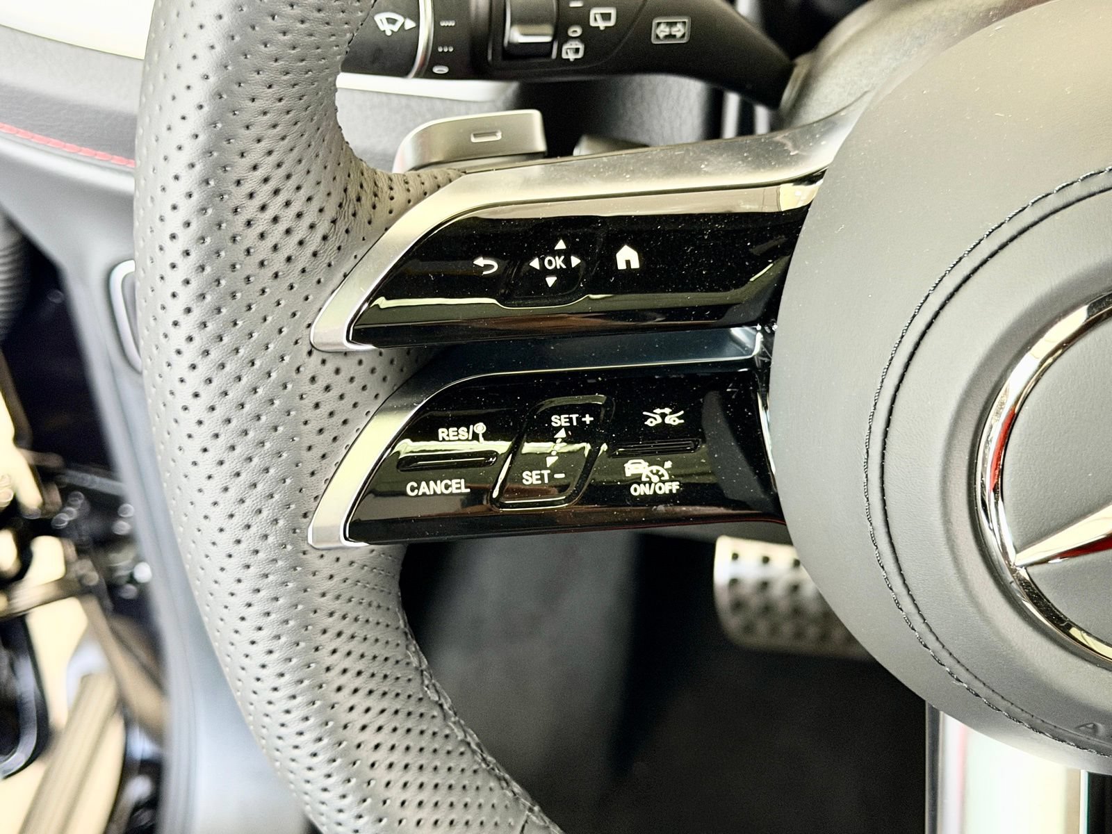 New 2026 Mercedes-Benz G 550 image 16