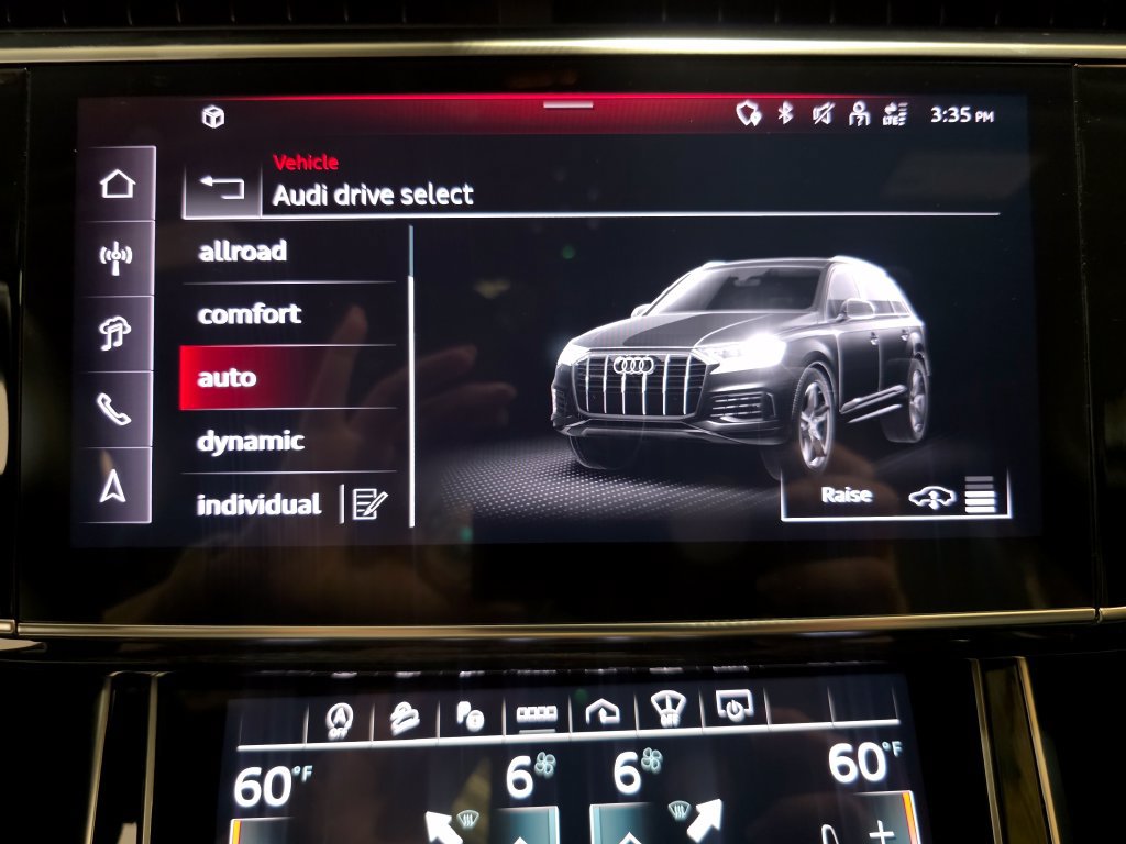 Certified 2025 Audi Q7 3.0T Prestige w/ Prestige Package AWD/4WD image 34