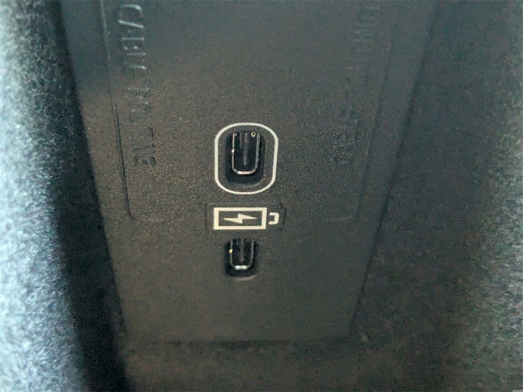 New 2026 Volvo XC60 B5 Plus w/ Protection Package Premier image 26