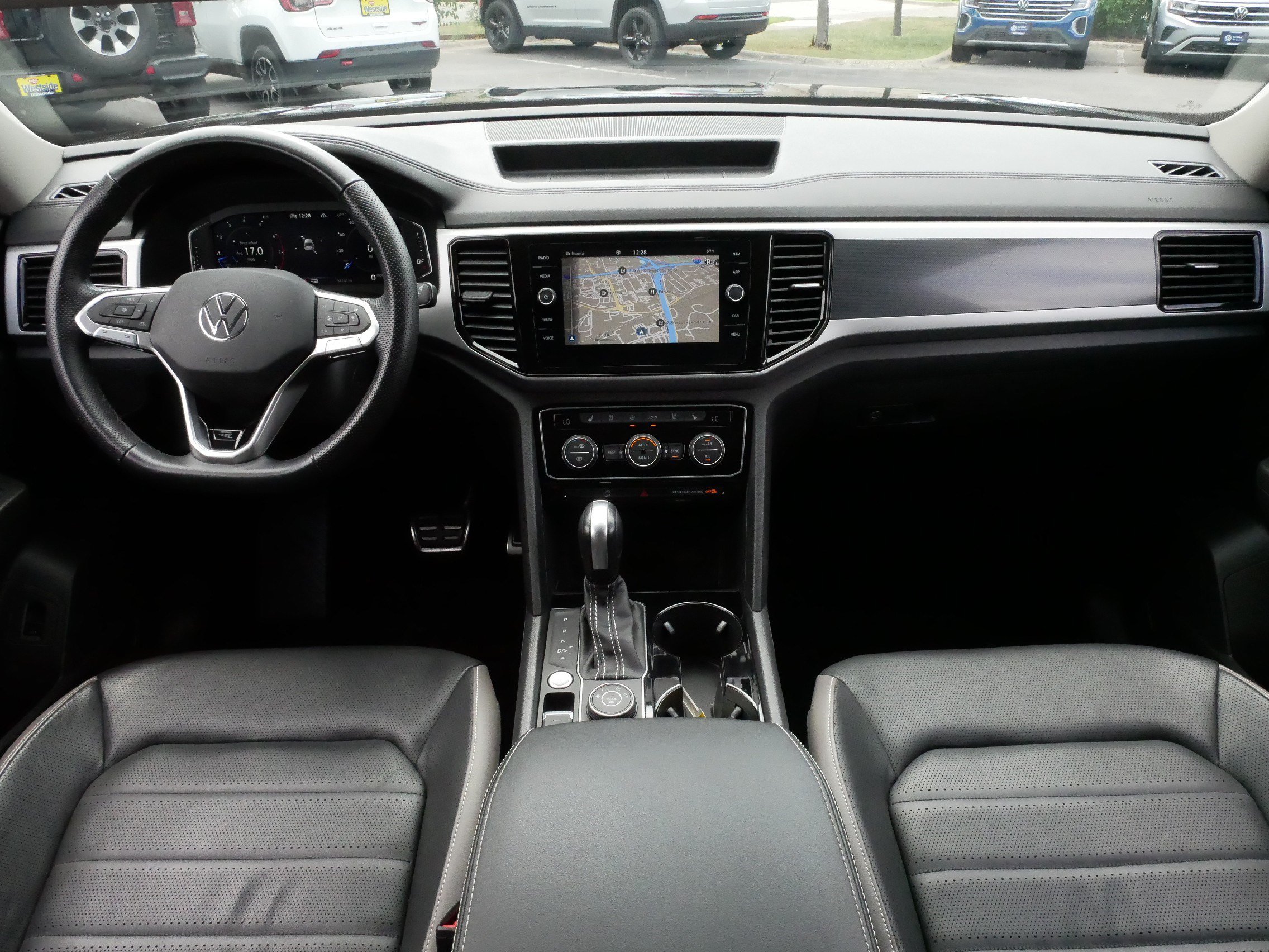 Certified 2023 Volkswagen Atlas SEL Premium AWD/4WD image 10