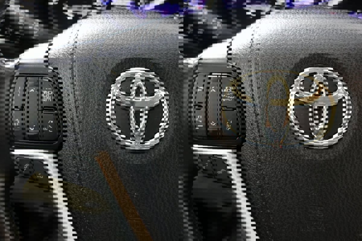 Used 2017 Toyota Highlander Plus image 27