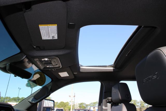 Used 2025 GMC Sierra 2500 AT4 w/ AT4 Premium Plus Package image 22