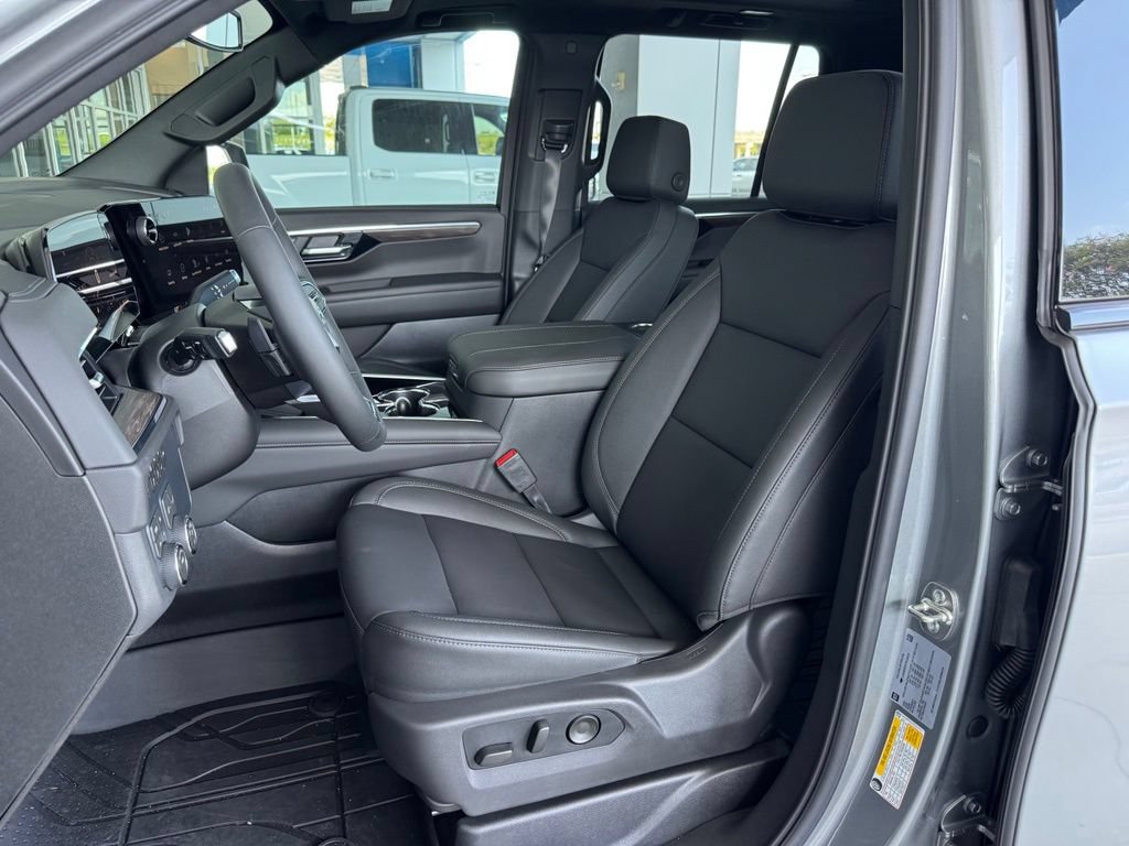 New 2026 Chevrolet Tahoe Z71 w/ Comfort Package AWD/4WD image 19