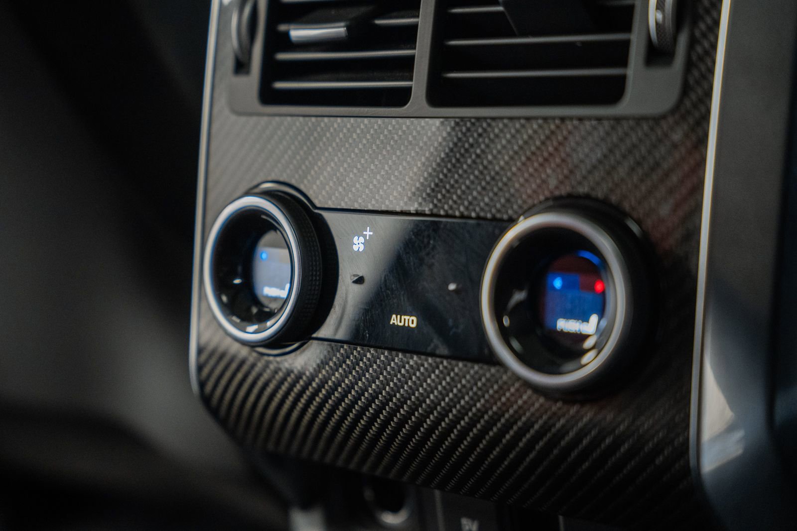 Used 2019 Land Rover Range Rover Sport SVR image 38