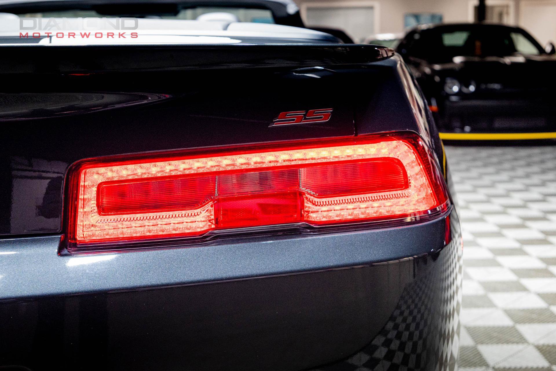 Used 2014 Chevrolet Camaro SS w/ RS Package image 40