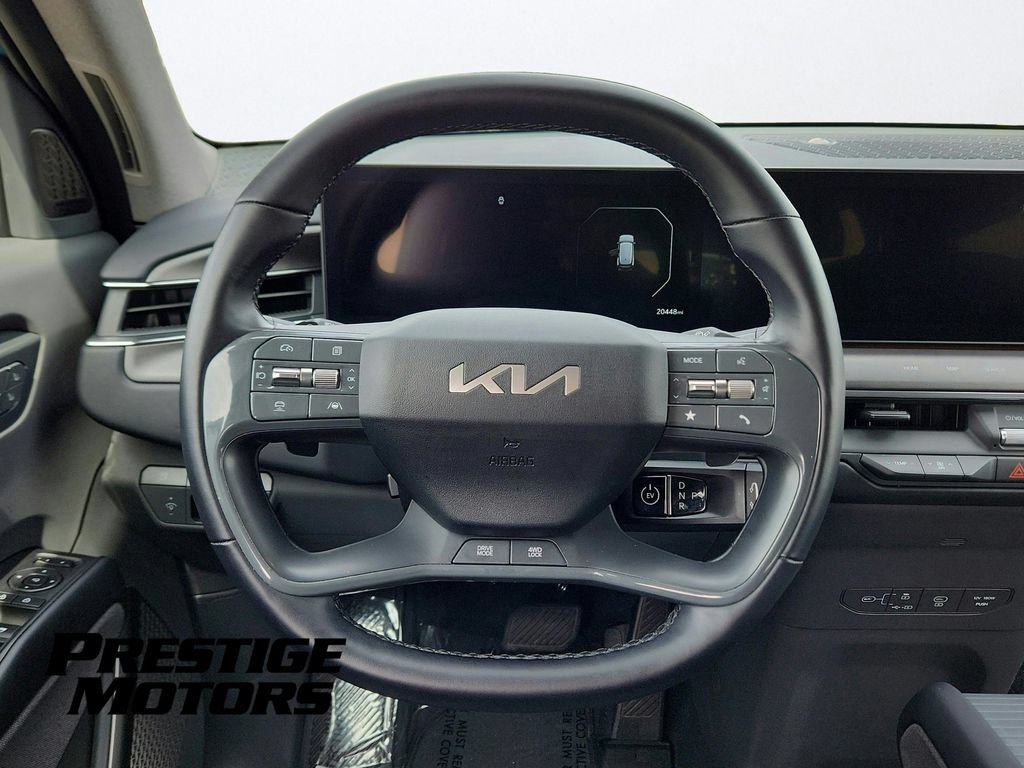 Used 2024 Kia EV9 Land AWD/4WD image 14