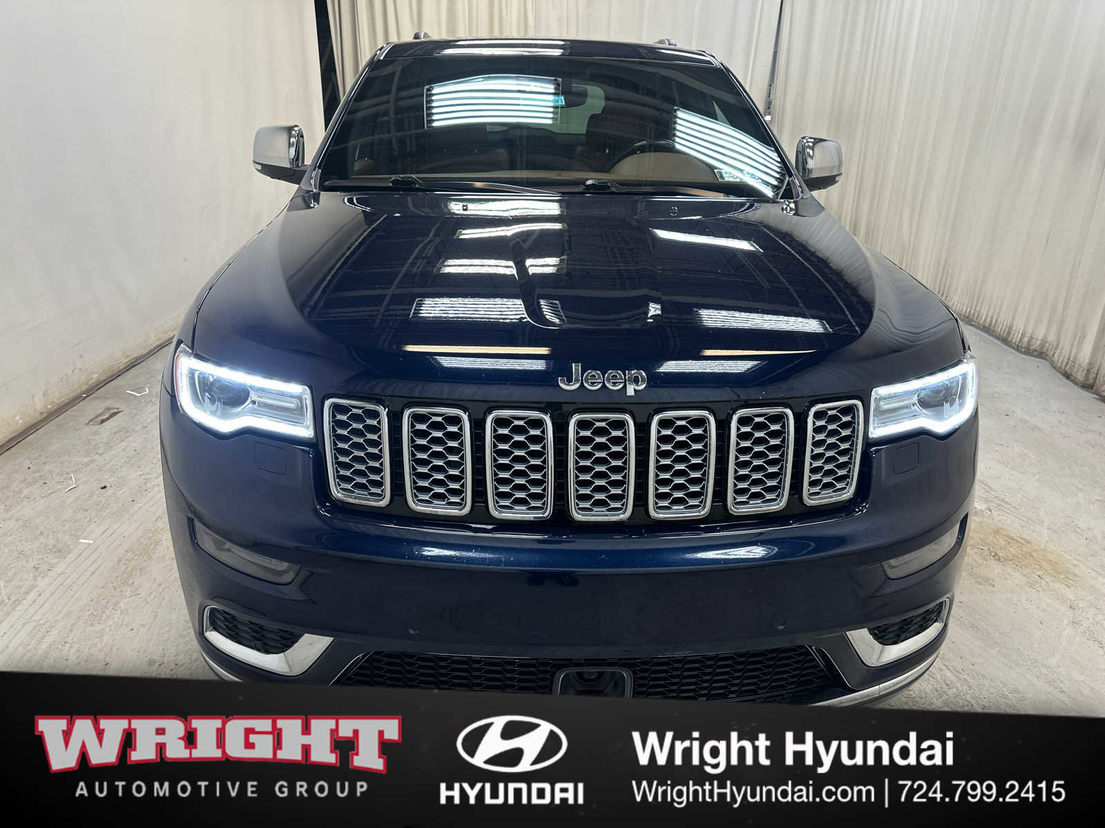 Used 2017 Jeep Grand Cherokee Summit AWD/4WD image 2