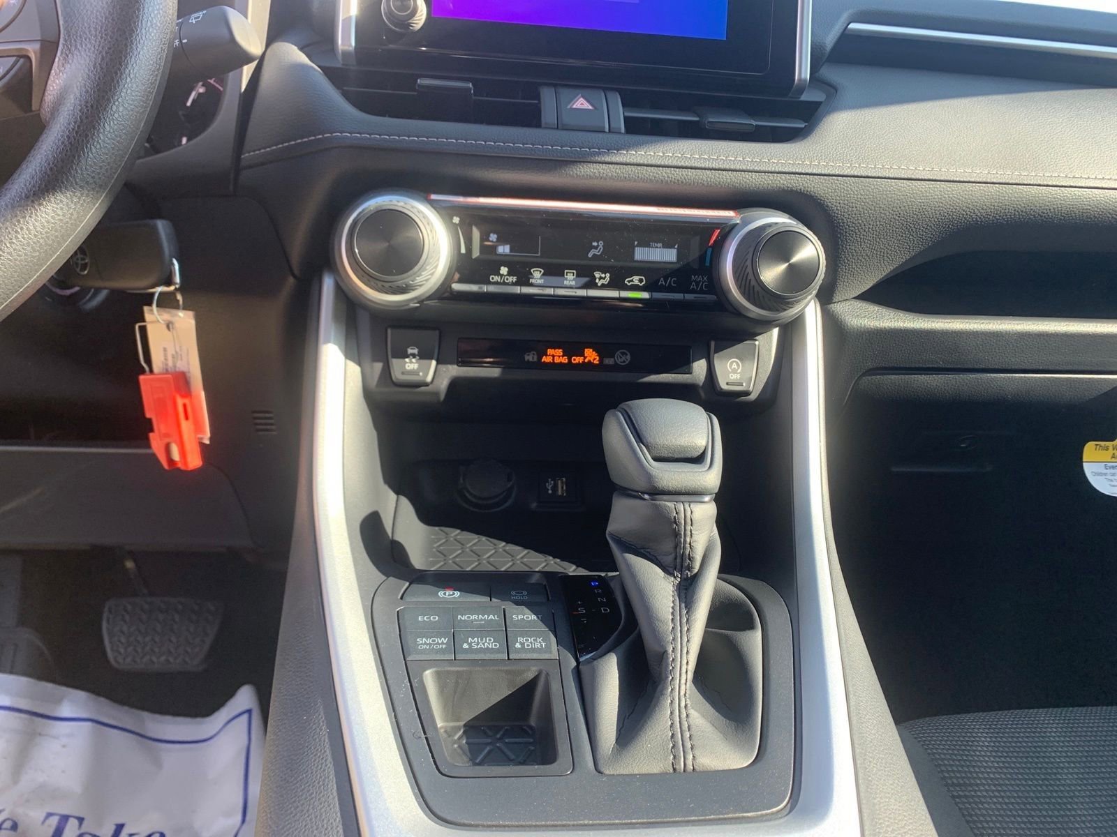 New 2025 Toyota RAV4 LE image 21